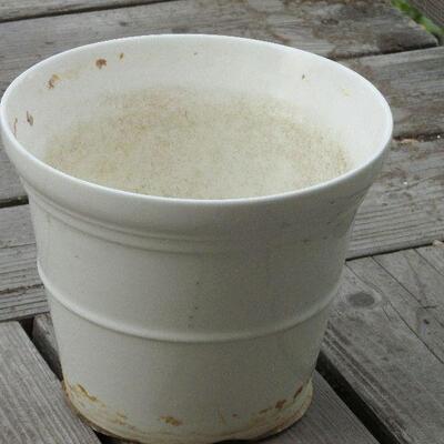Lot 259- Collection of Planting Pots