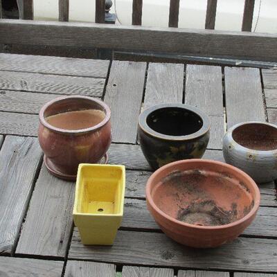 Lot 261- Collection of Planting Pots