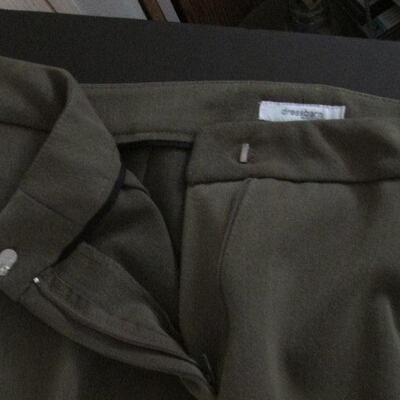 Lot 265- Dress Barn Women's Suit Pants