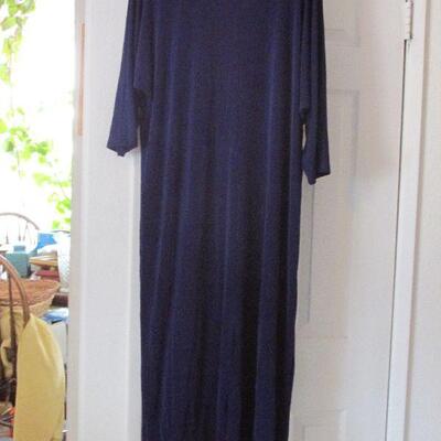 Lot 267- A Touch of Class Dress