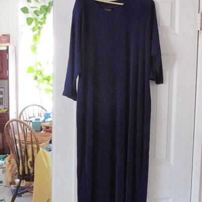 Lot 267- A Touch of Class Dress