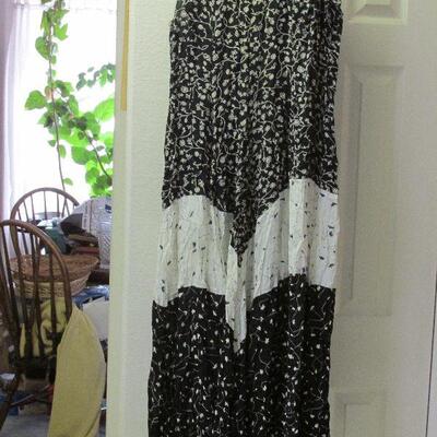 Lot 271- J.G. Hook Dress