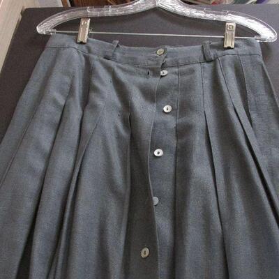 Lot 273-  Liz Claiborne Skirt