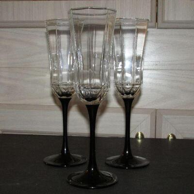 Lot 283- Luminarc Crystal Glasses