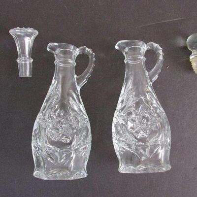 Lot 284- Anchor Hocking Prescut Cruets