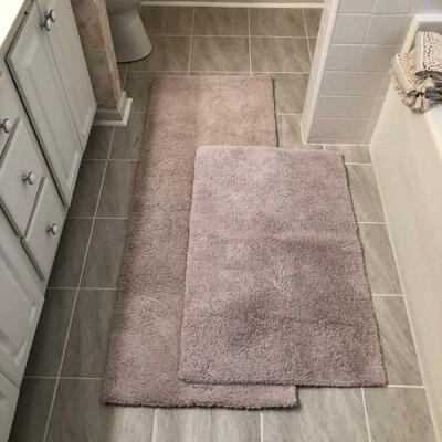 Lot 45 - Bathroom Towels, Mats & Shower Curtains