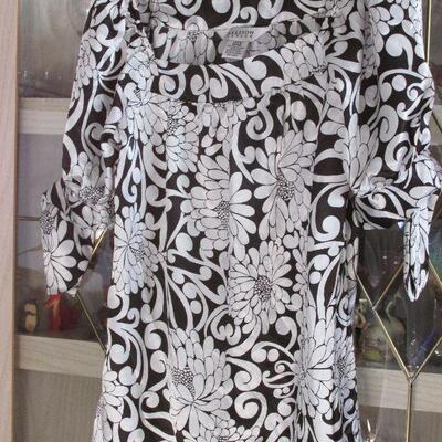 Lot 300- Allison Taylor Top