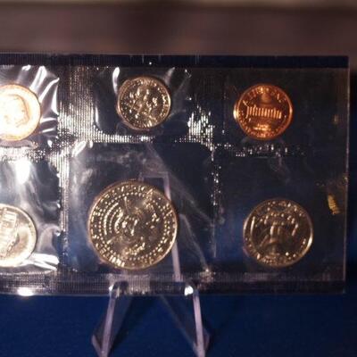 1988 U.S. Mint Set   15