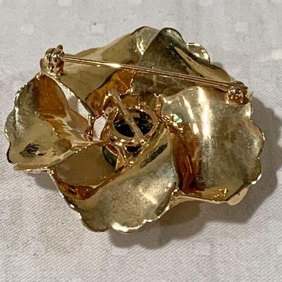 LOT 50 FINE JEWELRY 14K GOLD PINWHEEL BROOCH PERIDOT GEMSTONE