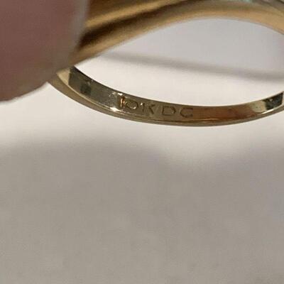 LOT 51 FINE JEWELRY LADIES OPAL & 10K GOLD RING