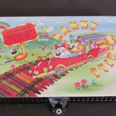 Lot 314- Danny McGill Grow Art Workshop Set