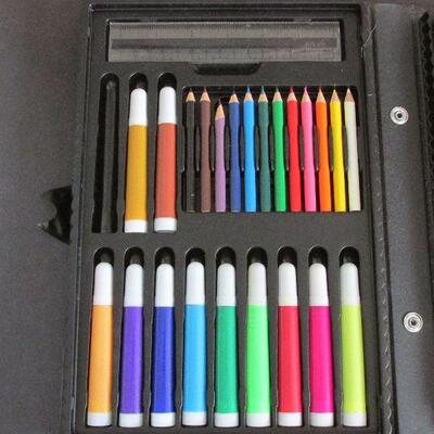Lot 314- Danny McGill Grow Art Workshop Set