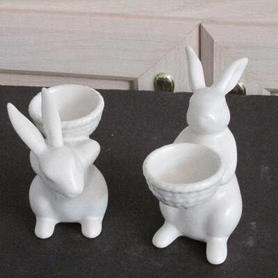 Lot 317- Ceramic Rabbit Figurines