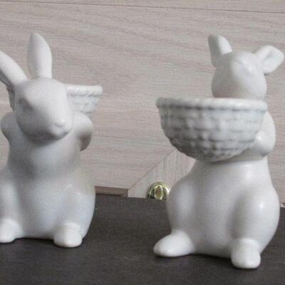 Lot 317- Ceramic Rabbit Figurines