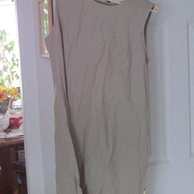 Lot 318- R & M Richards Dress
