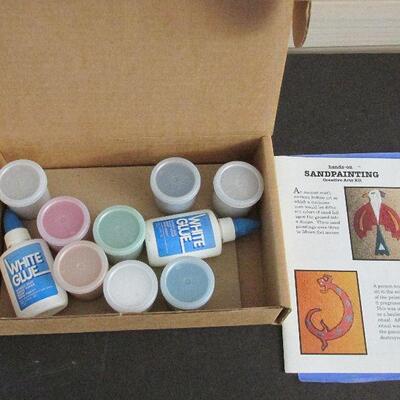 Lot 330- Sandpainting Kit