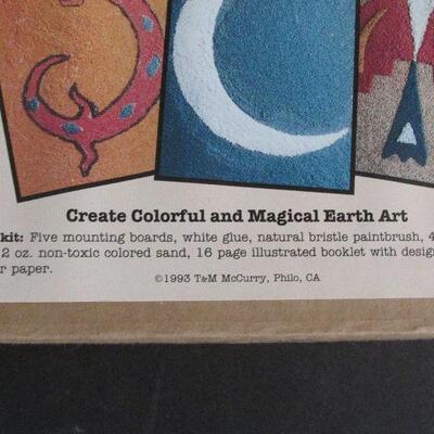 Lot 330- Sandpainting Kit