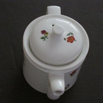 Lot 336- Arthur Wood Teapot