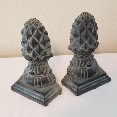 Lot #91  Pair of Heavy Metal Bookends or Doorstops - Classic motif