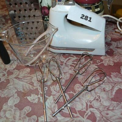 LOT 281 kitchen items and hand mixer