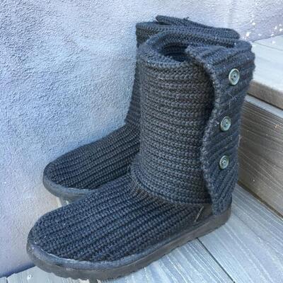 UGG Boots Size 7 Black