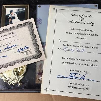 MICKEY MANTLE Signed Vintage Photo, Plaque and Certificate of Authenticity 