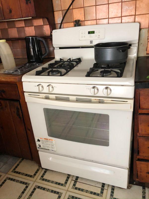 Kenmore Gas Stove