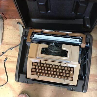 Smith Corona - Typewriter