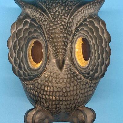 Retro 70s vintage ceramic owl, wise old owl w/ big eyes mod hippie spirit animal blast from past
