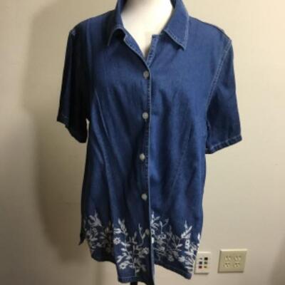 vintage blue denim blouse, button up, short sleeve, size 18, 100% cotton 