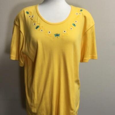 vintage yellow t-shirt with embroidered butterflies and flowers by Jacklyn Smith Sport, size L large