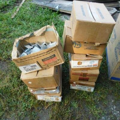 Several Boxes of Simpson Plywood Sheathing Clips (A)