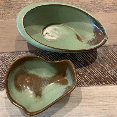 LOT 93 Frankoma Green Brown Pottery 2 pieces