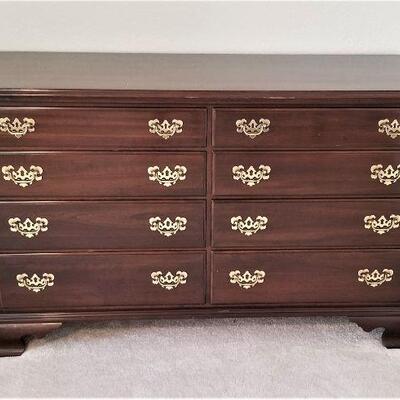 Lot #118  Ethan Allen Dresser with Oval Wall mirror