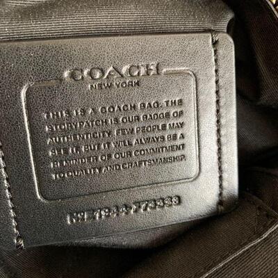 LOT 118  COACH MEN'S HOUSTON FLIGHT BAG No.E1944-F73338 