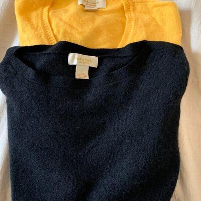 LOT 121  WOMEN'S CASHMERE SWEATERS PECK & PECK 