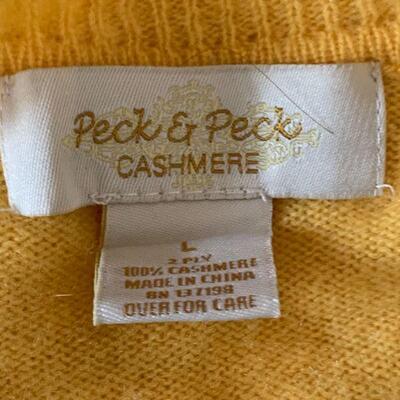 LOT 121  WOMEN'S CASHMERE SWEATERS PECK & PECK 