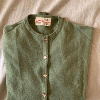 LOT 124 VINTAGE BARRIE CASHMERE CARDIGAN SCOTLAND 