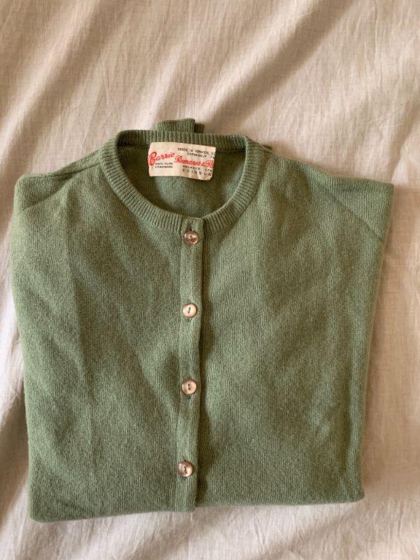 LOT 124 VINTAGE BARRIE CASHMERE CARDIGAN SCOTLAND EstateSales