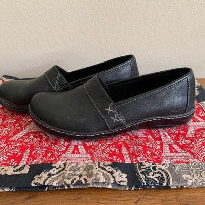 LOT 125 BORN CONCEPT BLACK LEATHER SHOES SIZE 9