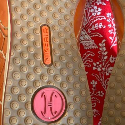 LOT 127  COLE HAAN WEDGE SHOE SIZE 9