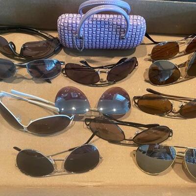 A - 626 Lot of Sunglasses