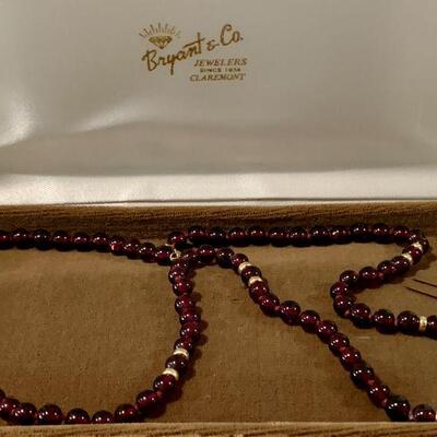 LOT 131  FINE JEWELRY NATURAL GARNET GEMSTONE BEADS w/14K GOLD
