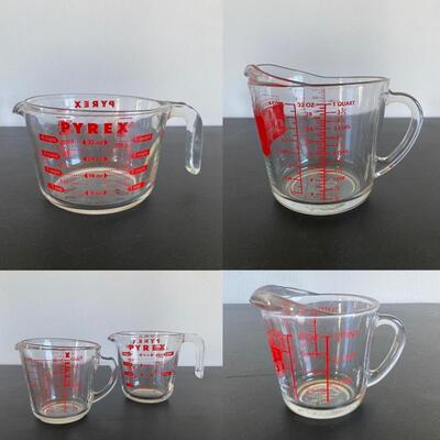 Set of 5 Glass Measuring Cups