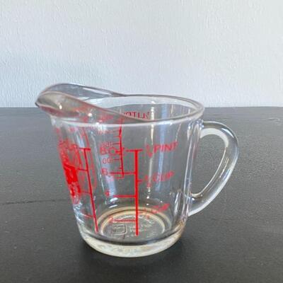 Set of 5 Glass Measuring Cups