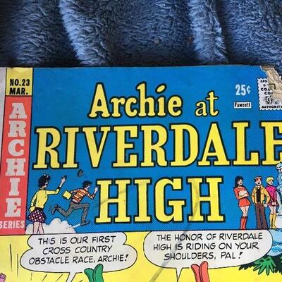 Vintage Comic Book Lot of 10 with ARCHIE Comics