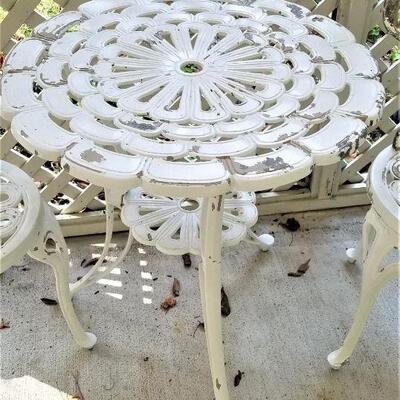 Lot #149  Contemporary Aluminum 3 piece "bistro" garden set