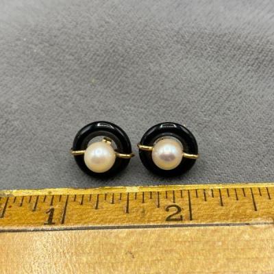 14k Onyx & Pearl Button Stud Earrings