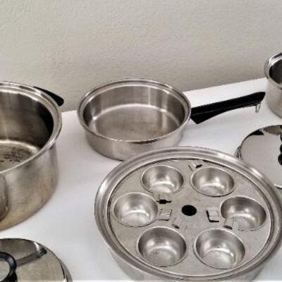 Lot #162  AMWAY Cookware Set - 11 pieces