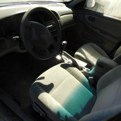 2001 Nissan Limited Edition Altima (LOT)